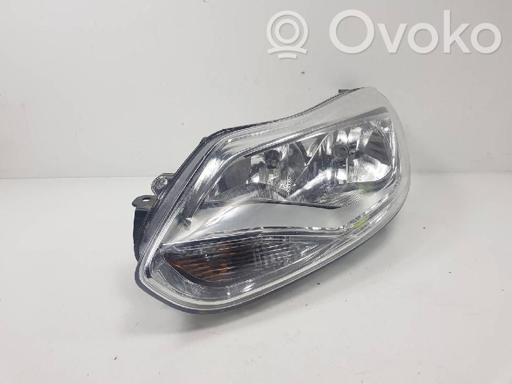 Ford Focus Phare frontale 
