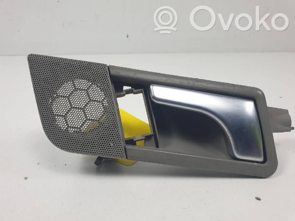 Front door interior handle   8Z0837019