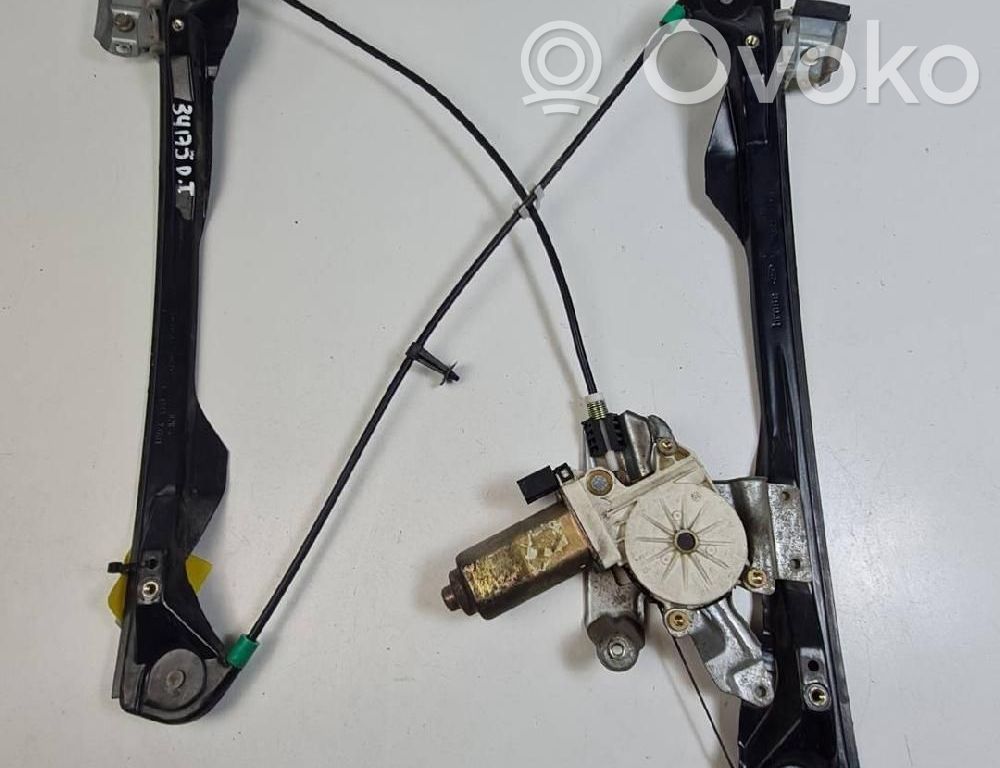 Ford Focus Macara ușă față cu motor 