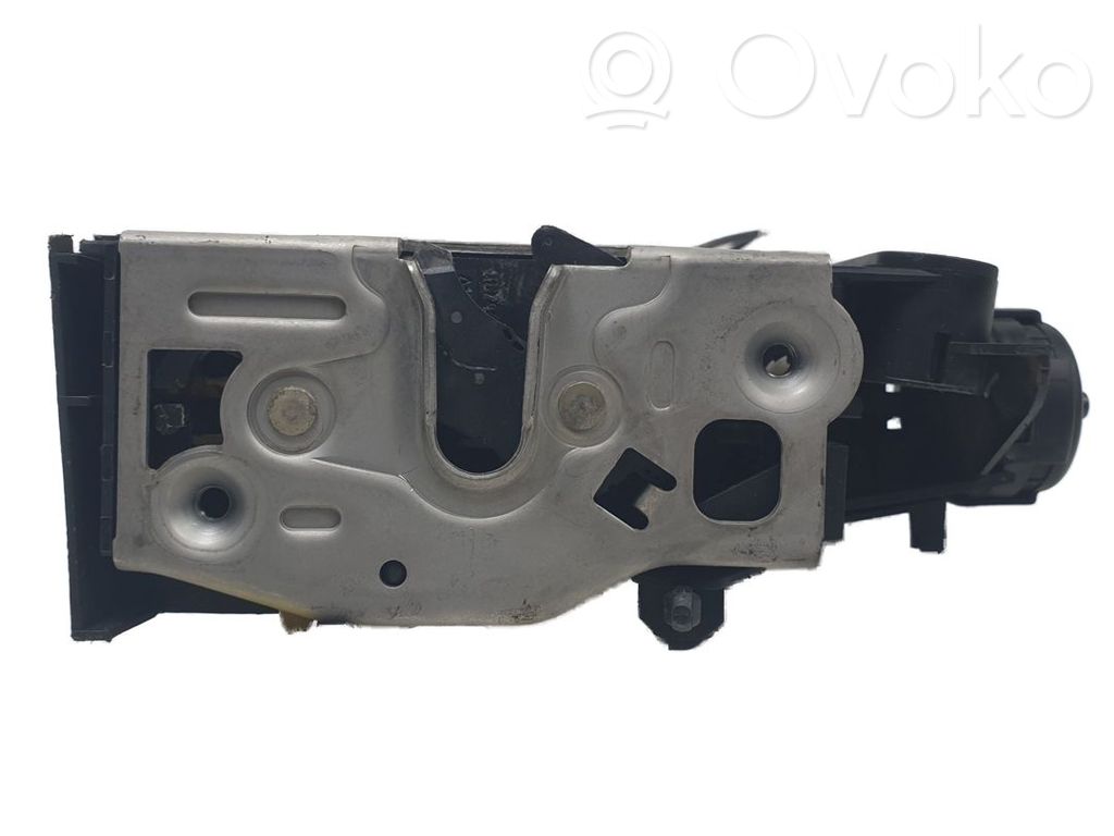 Cerradura de puerta trasera   A1687301535