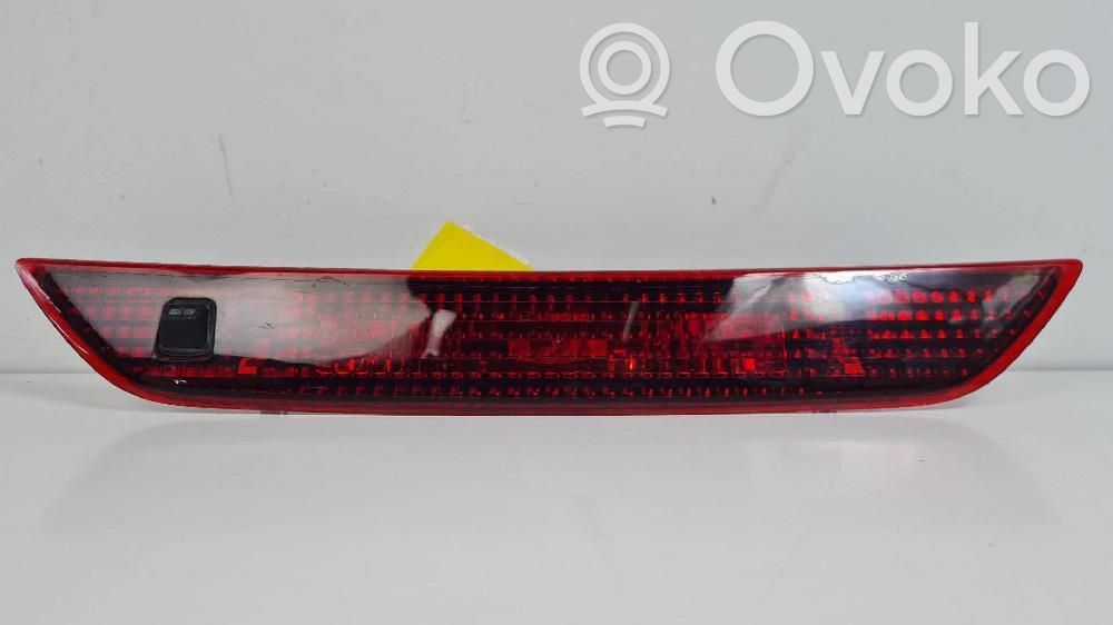 Lampă frână centrală   E3B513A613D,E3B513A613C