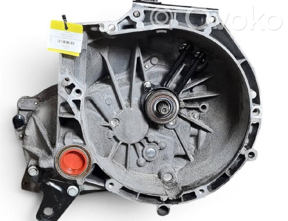 Ford Transit Courier Manualna 5-biegowa skrzynia biegów