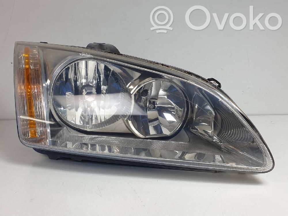 Ford Focus Faro/fanale 