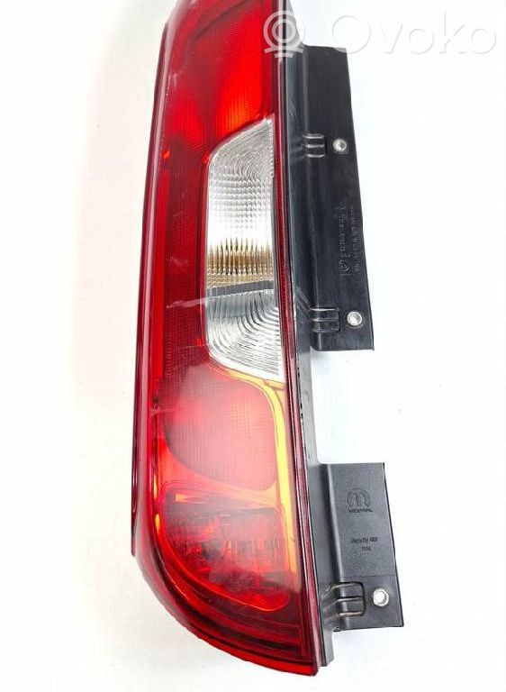 Fiat Doblo Luci posteriori 