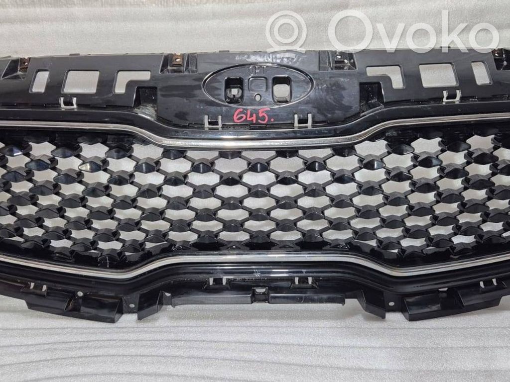KIA Sportage Front bumper upper radiator grill 