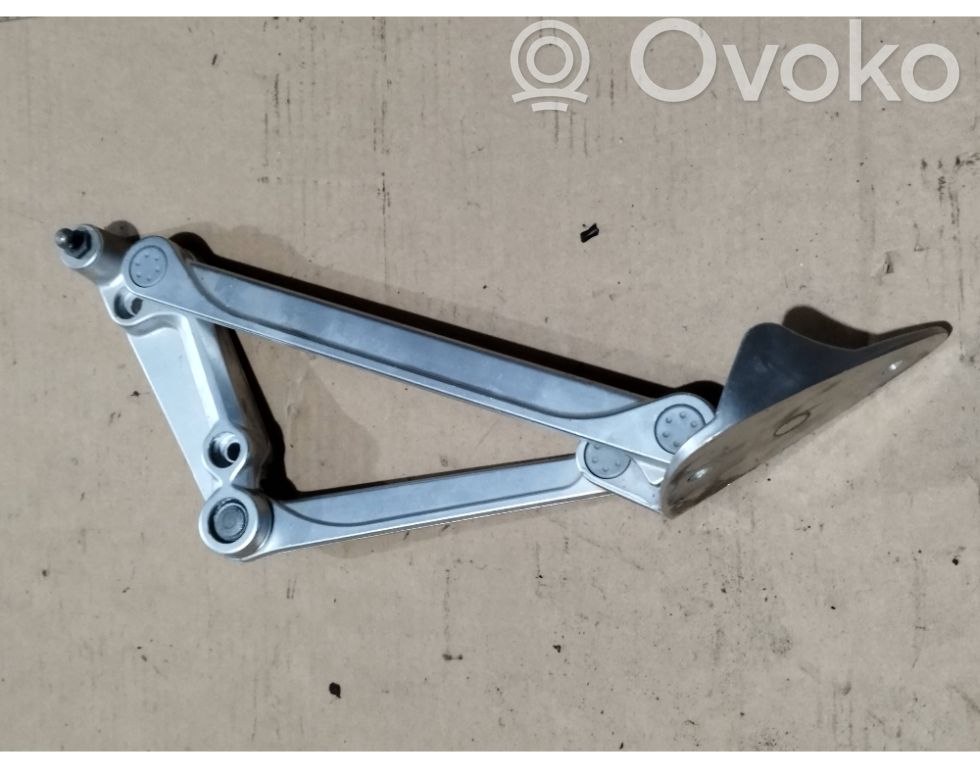 Volkswagen Phaeton Tailgate/trunk/boot hinge 