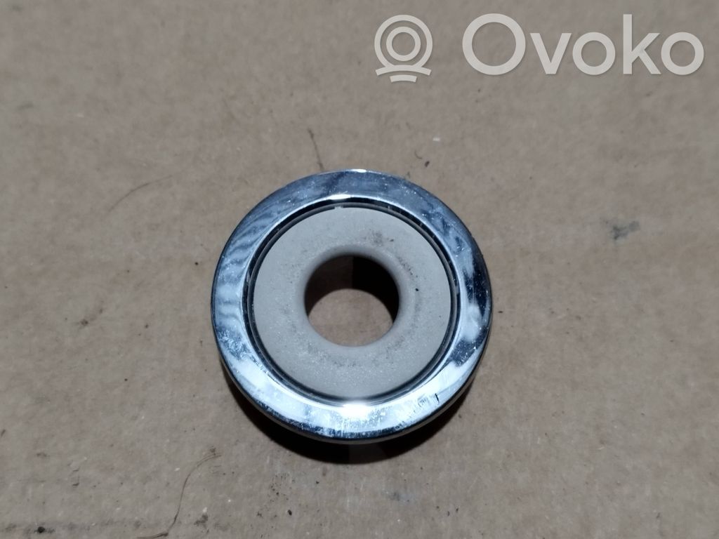 BMW 3 F30 F35 F31 Inne elementy wykończenia bagażnika 