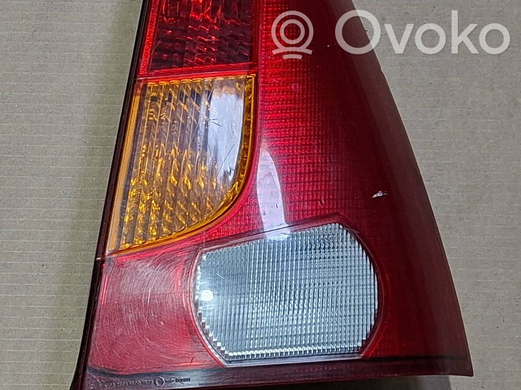 Dacia Logan I Lampa tylna 