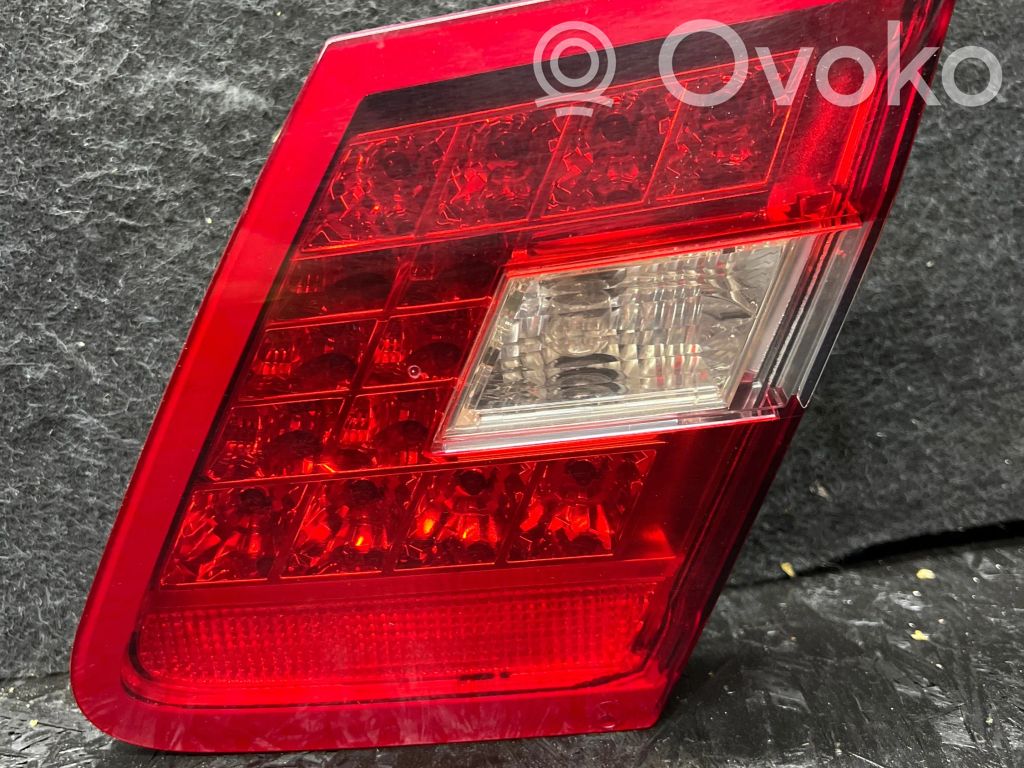 Mercedes-Benz E W212 Lampă spate în capacul portbagajului 