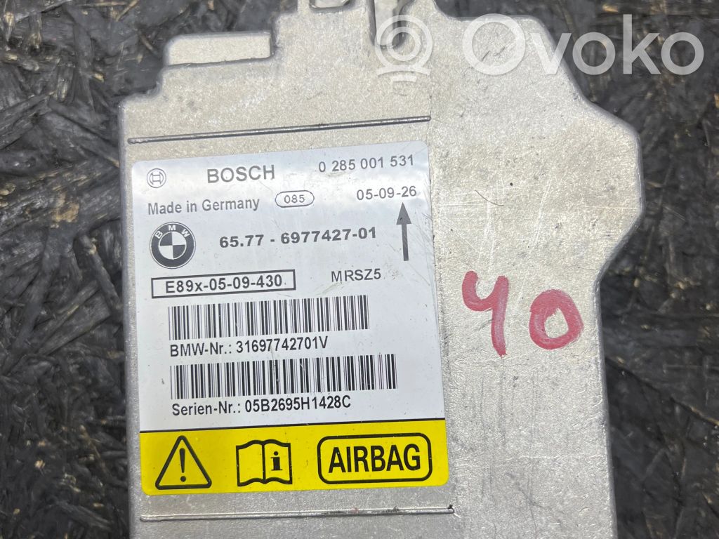 Turvatyynyn ohjainlaite/moduuli   6977427,0285001531,31697742701V