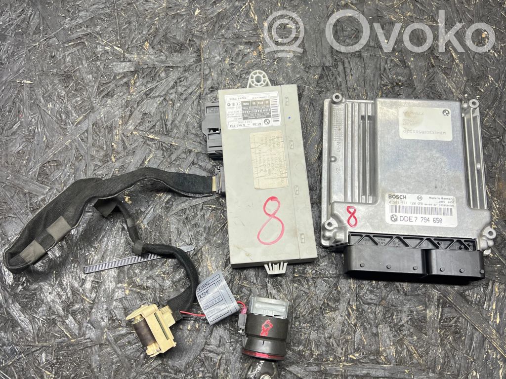 BMW 5 E60 E61 Engine ECU kit and lock set 