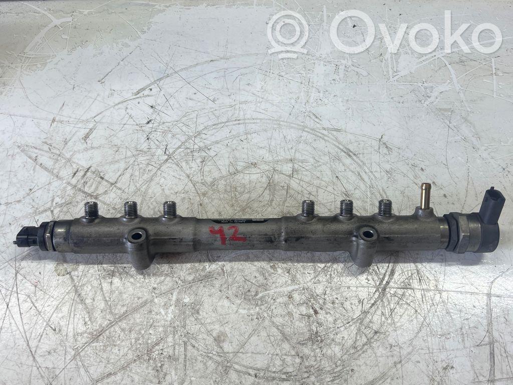 Volvo XC90 Fuel main line pipe 