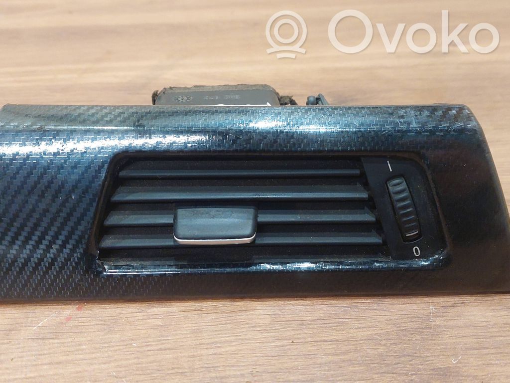 BMW 3 E90 E91 Šoninės oro grotelės 