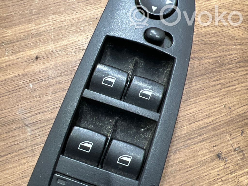 BMW 1 E81 E87 Elektrisko logu slēdzis 
