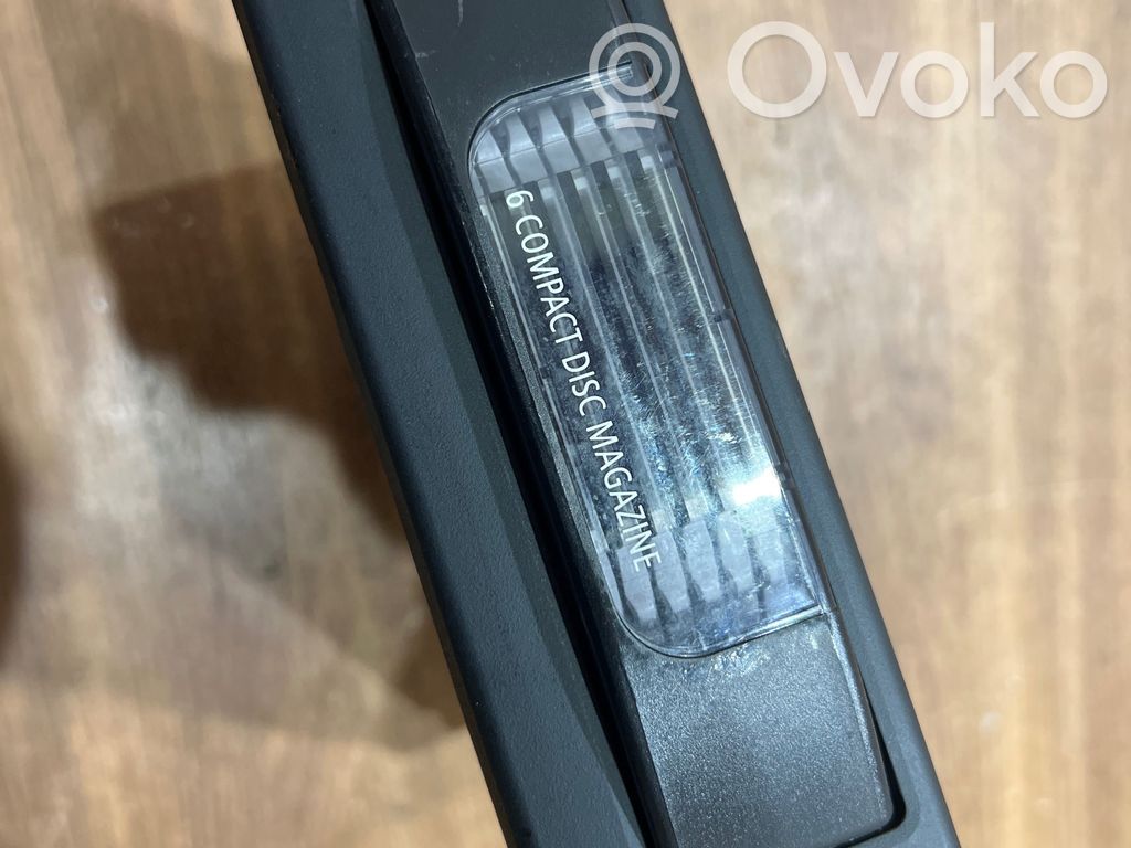 BMW 5 E60 E61 CD/DVD keitiklis 