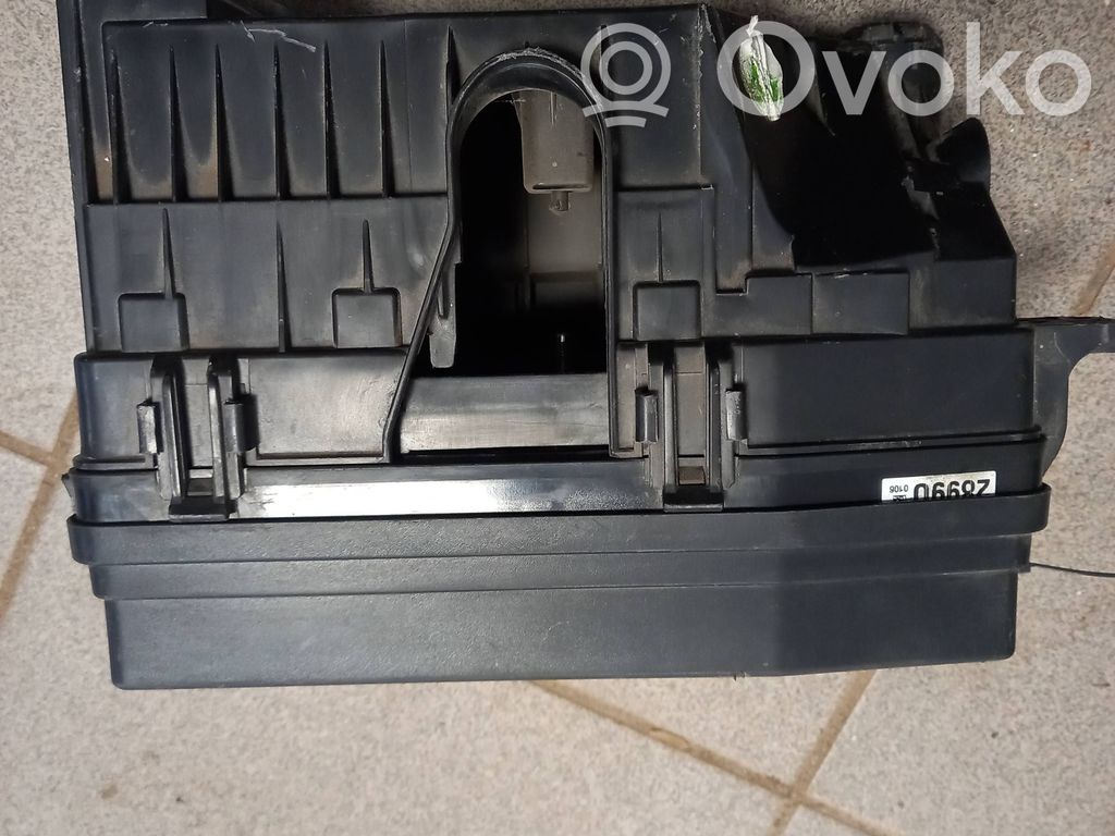 Opel Antara Fuse module 