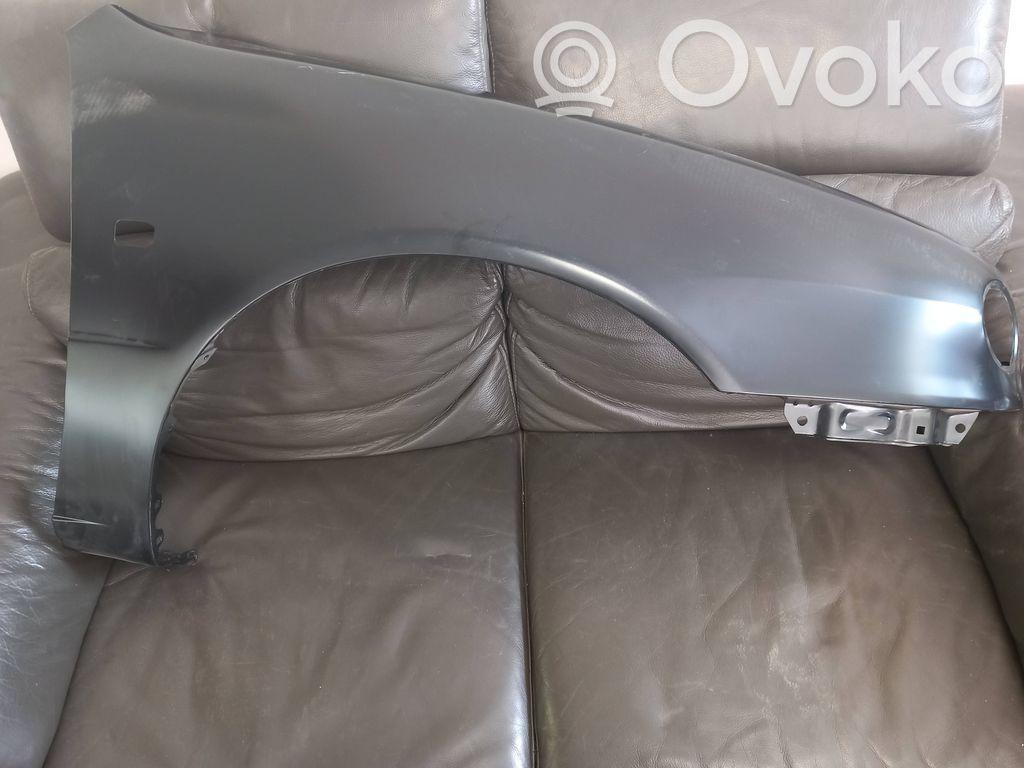Toyota Corolla E110 Fender 