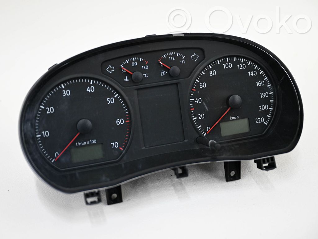 Volkswagen Polo IV 9N3 Licznik / Prędkościomierz 