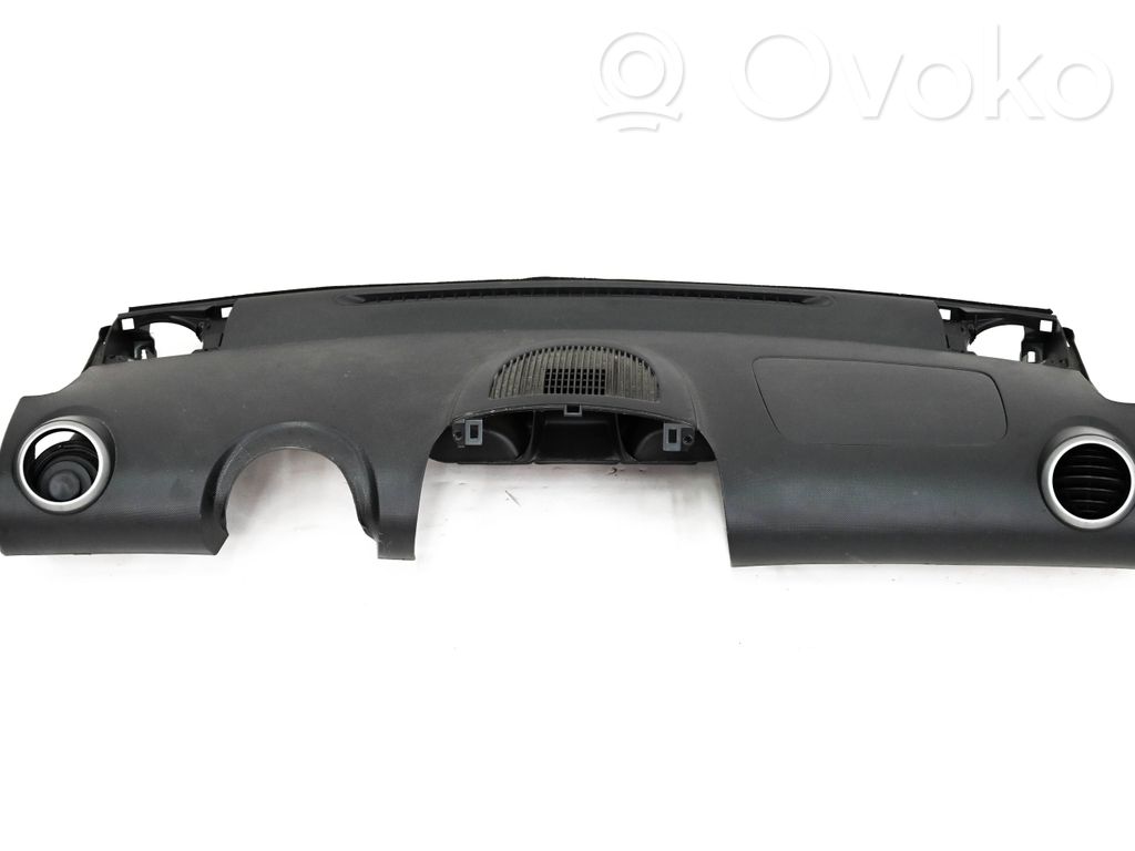 Toyota Aygo AB10 Панель 