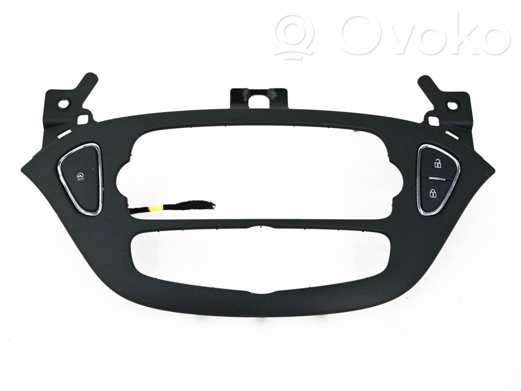 Opel Corsa E Radio/GPS head unit trim 