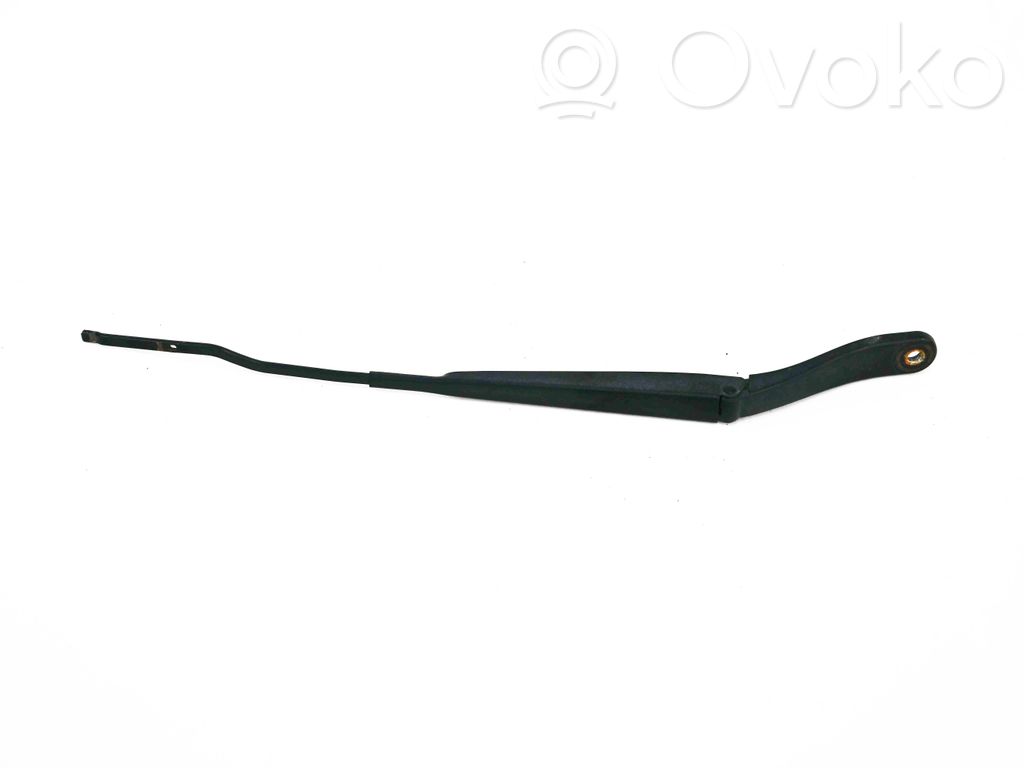 Citroen DS3 Front wiper blade arm 