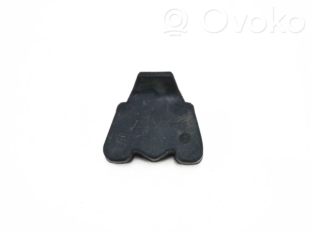 BMW X5 F15 Radiator support slam panel bracket 