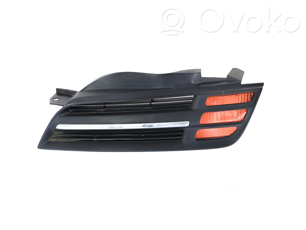 Nissan Micra Front indicator light 