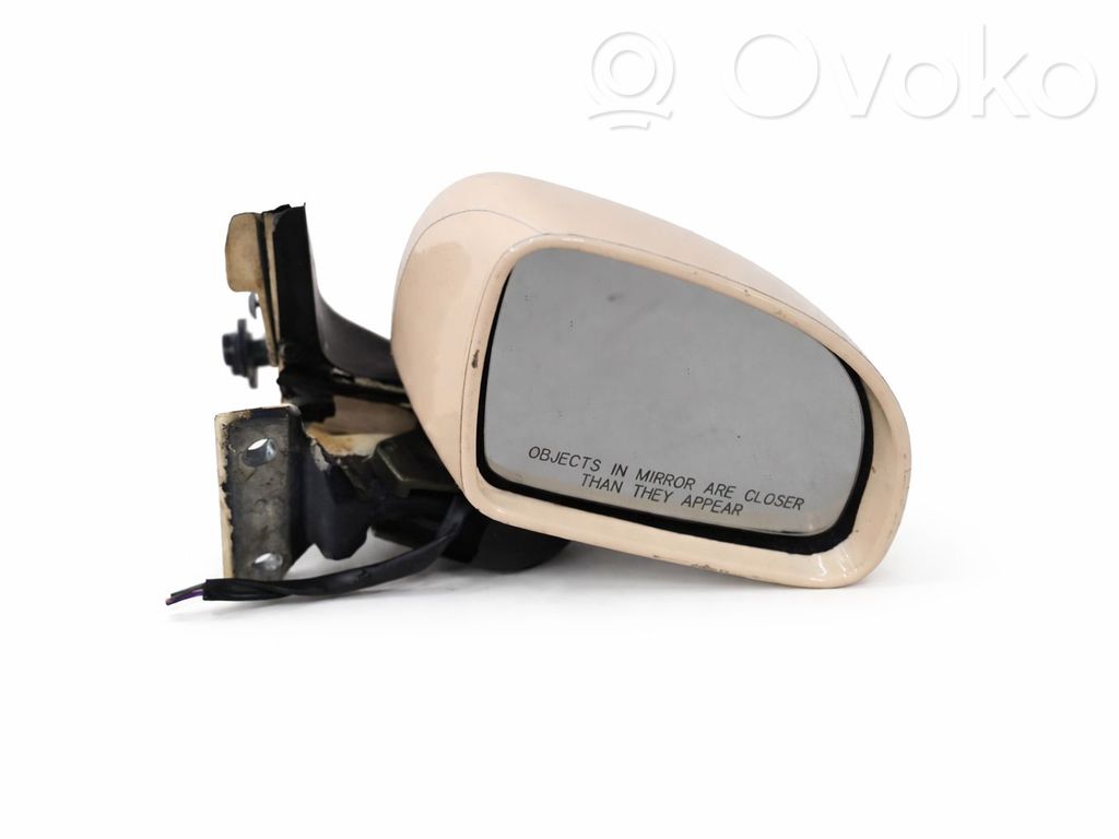 Volkswagen New Beetle Front door electric wing mirror 