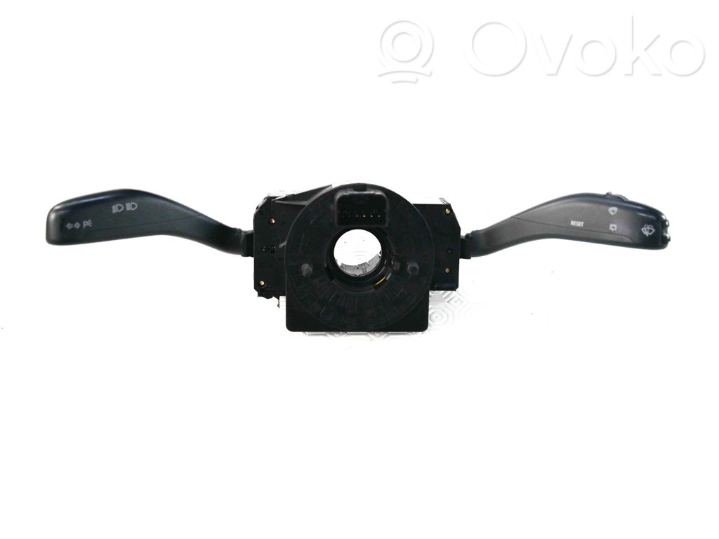 Volkswagen Polo IV 9N3 Wiper turn signal indicator stalk/switch 