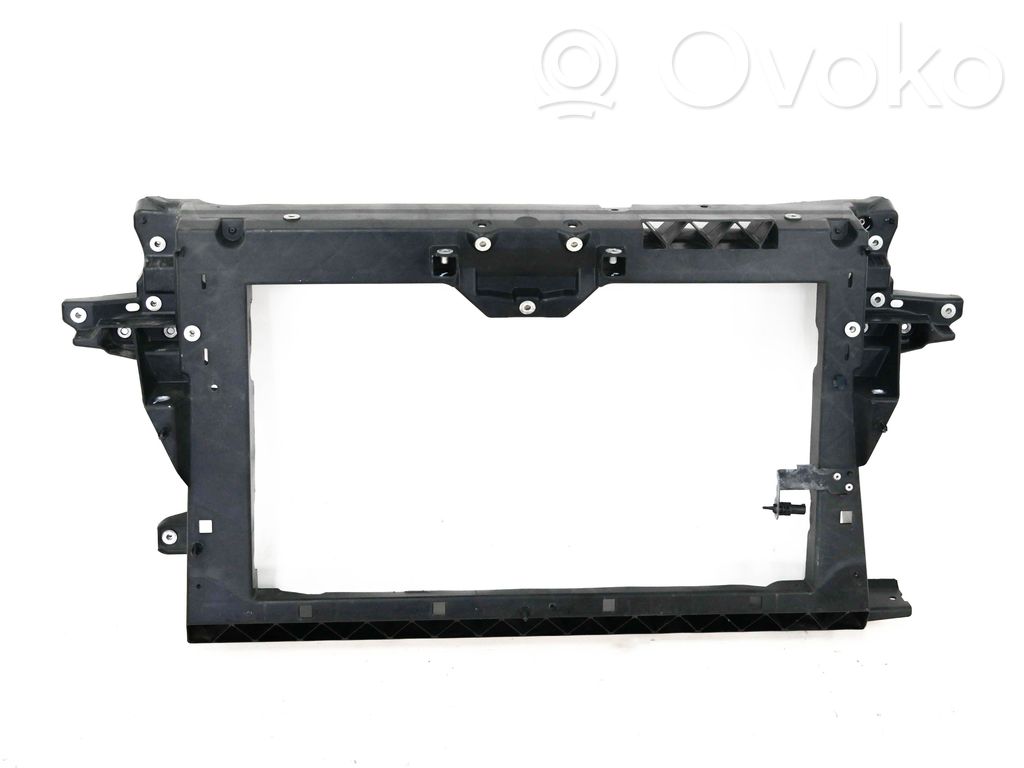 Mitsubishi Colt Radiatorių panelė 