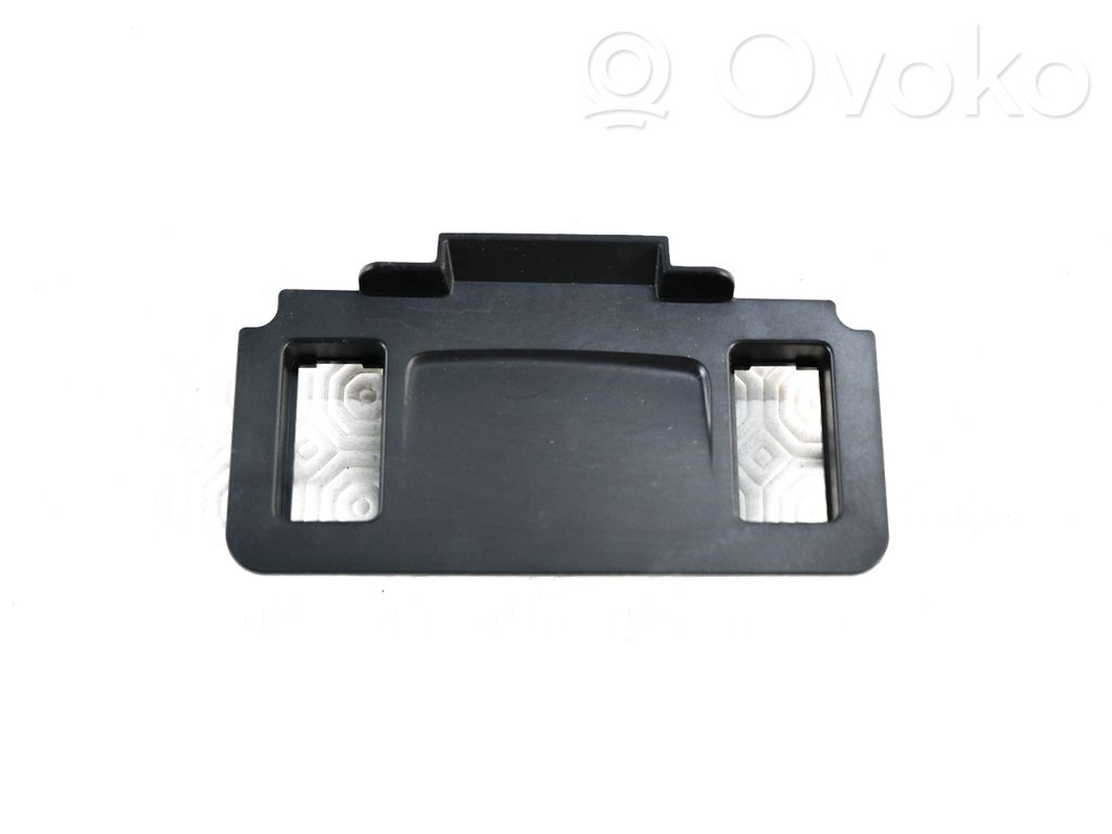 DS Automobiles 4 Cover in windowsill 