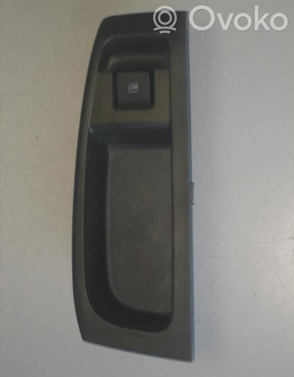 Volkswagen Fox Front door sensor 