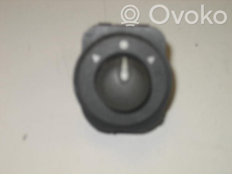 Peugeot Bipper Wing mirror switch 
