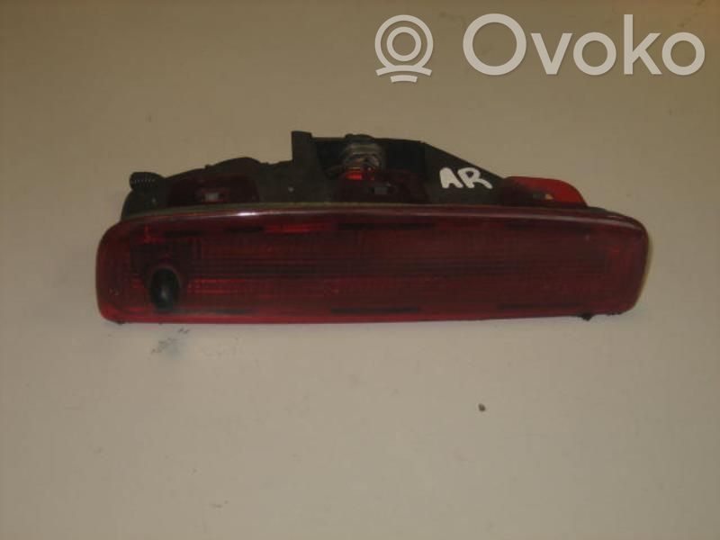 Dacia Logan I Third/center stoplight 
