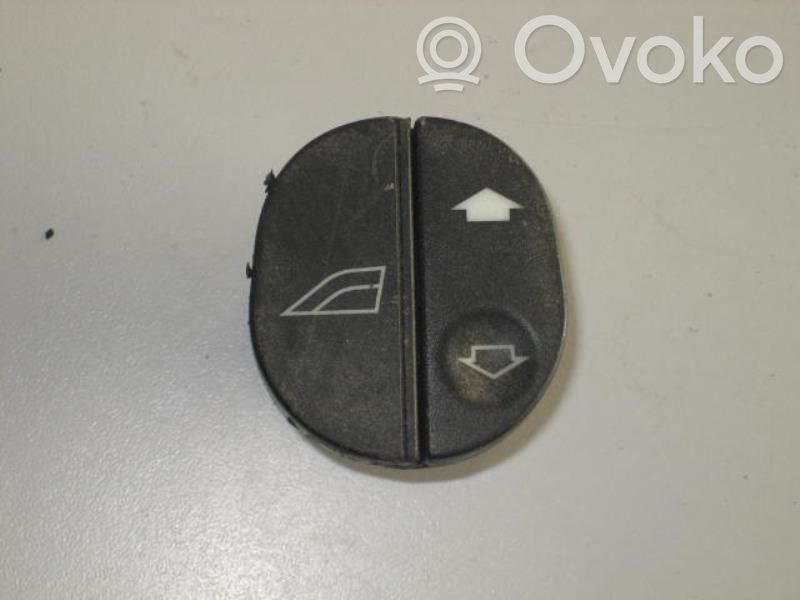 Sensor de la puerta delantera
