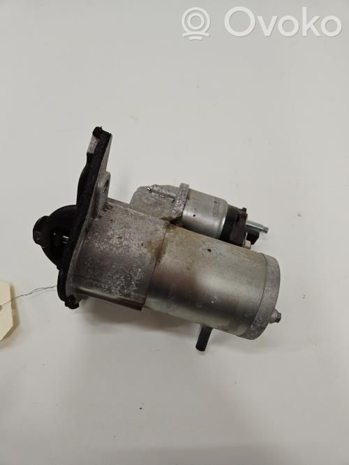 Renault Clio V Starter motor 