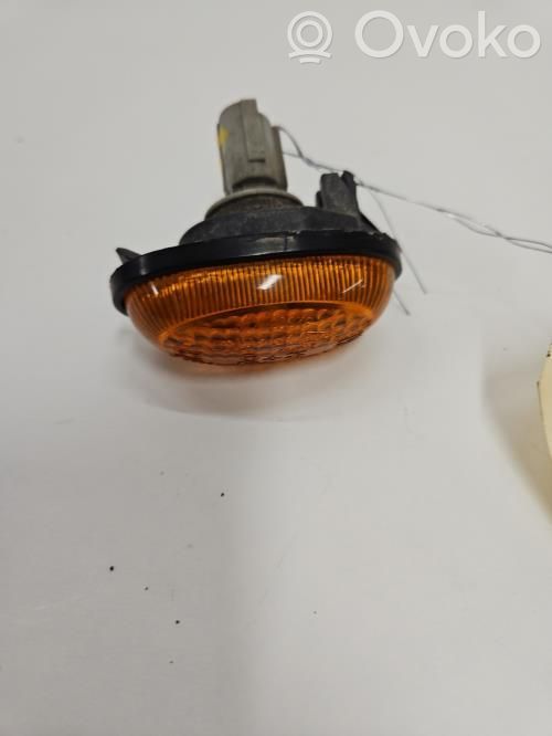 Hyundai Pony Seitenblinker 