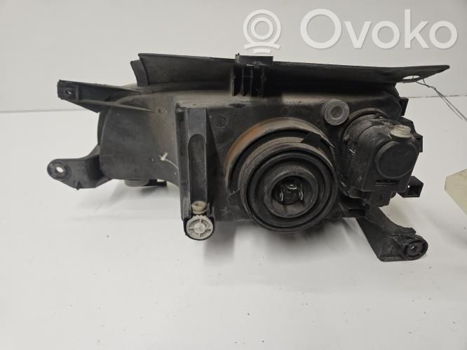 Peugeot Partner Scheinwerfer 