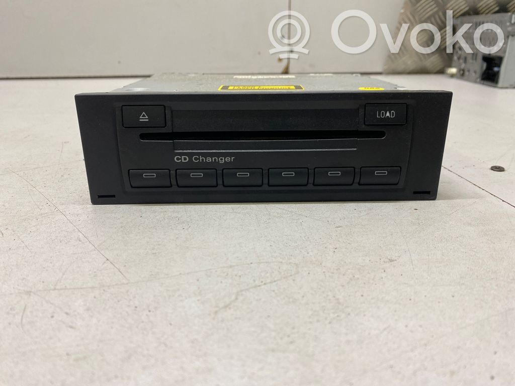 Audi A3 S3 8P CD/DVD changer 
