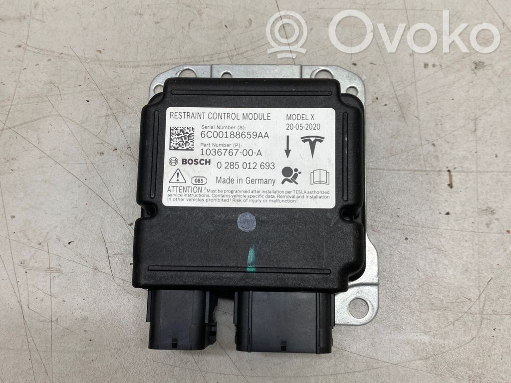 Tesla Model X Airbag control unit/module 