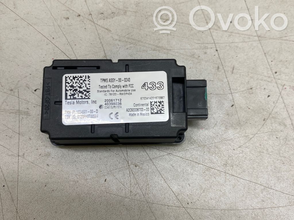 Tesla Model X Tire pressure control unit 