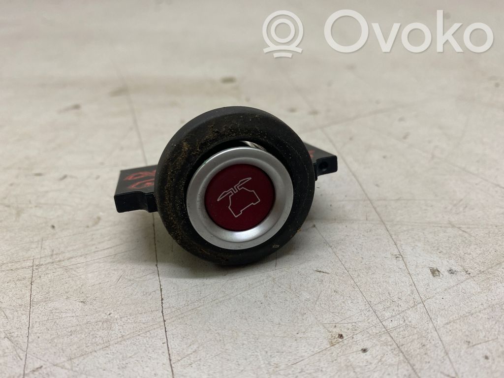 Tesla Model X Other switches/knobs/shifts 
