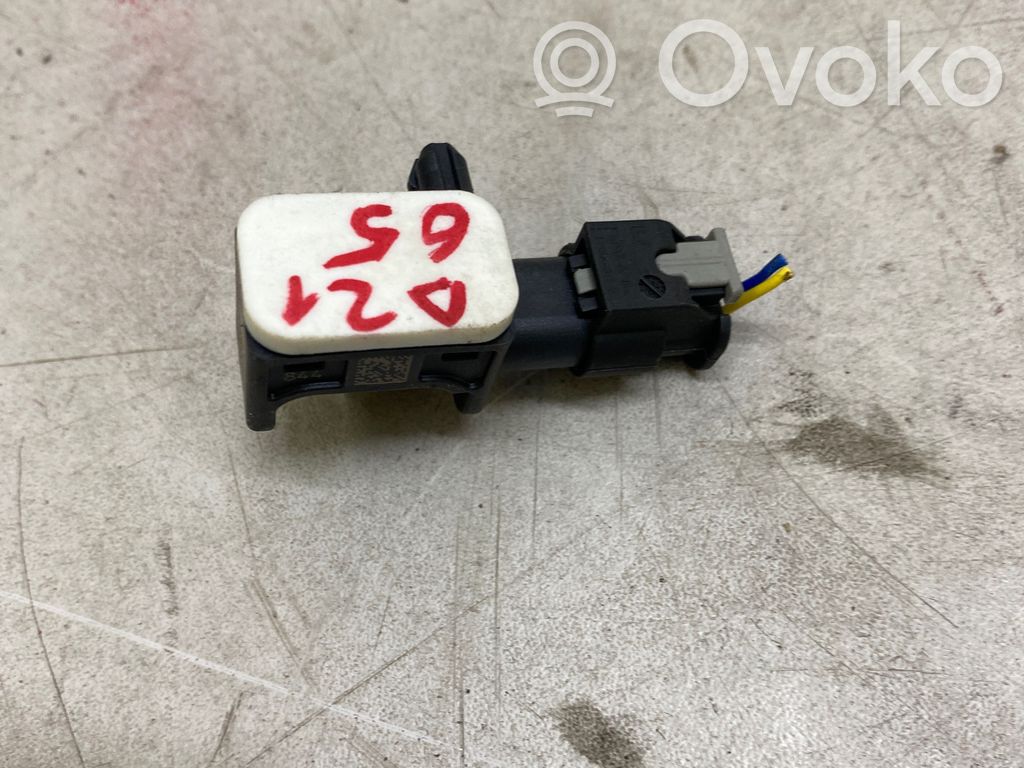 Tesla Model X Airbag deployment crash/impact sensor 