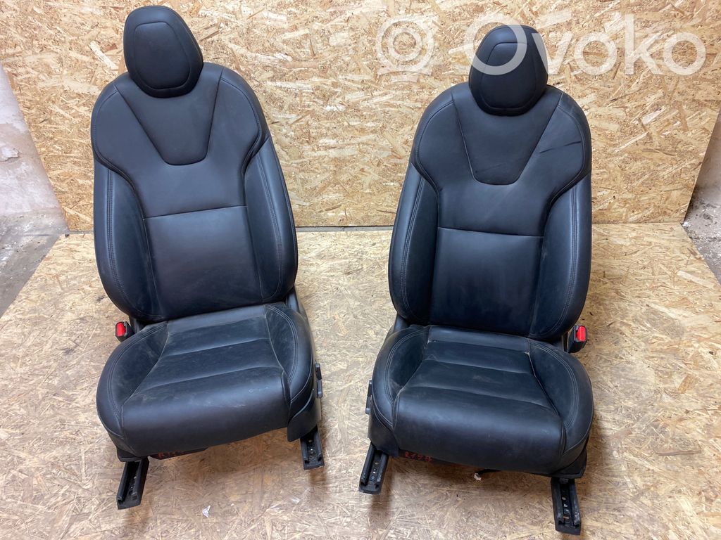 Tesla Model X Seat set 