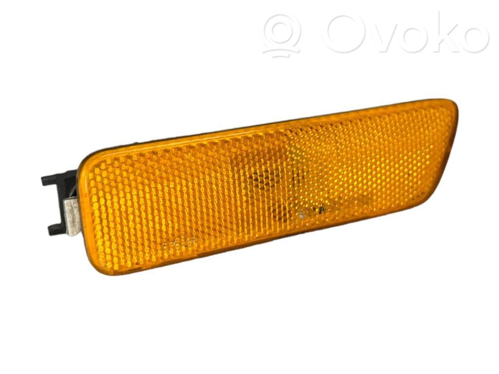 Volkswagen Jetta V Front fender indicator light 