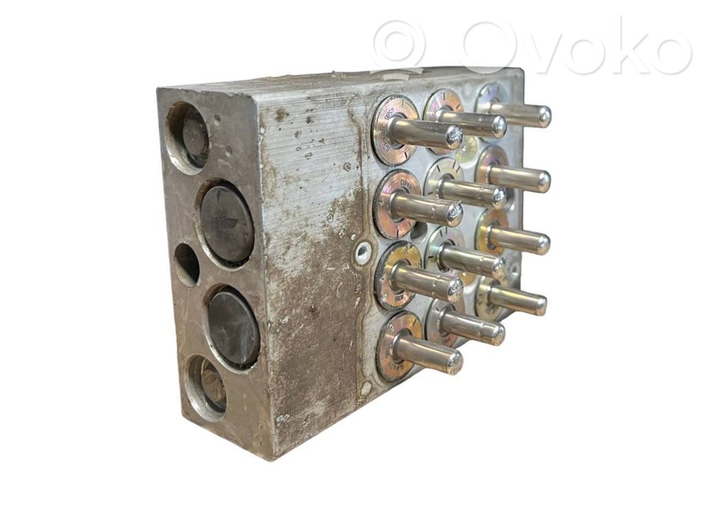 Volvo V70 ABS Pump 