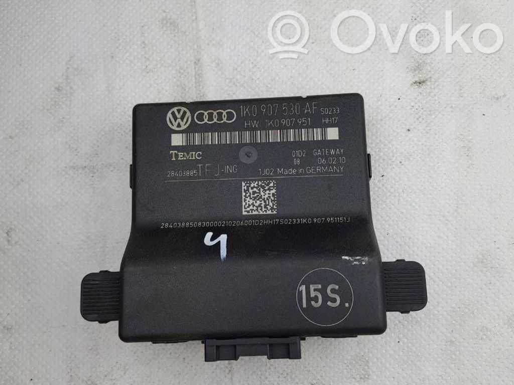 Audi A3 S3 8P Gateway control module 