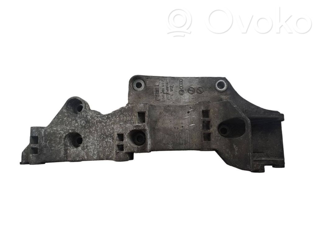 Volkswagen Transporter - Caravelle T5 Supporto del generatore/alternatore 