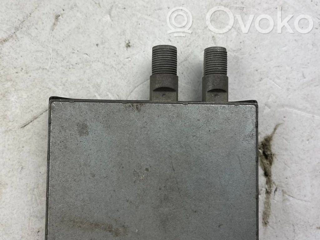 BMW 7 E38 Antenos stiprintuvas 