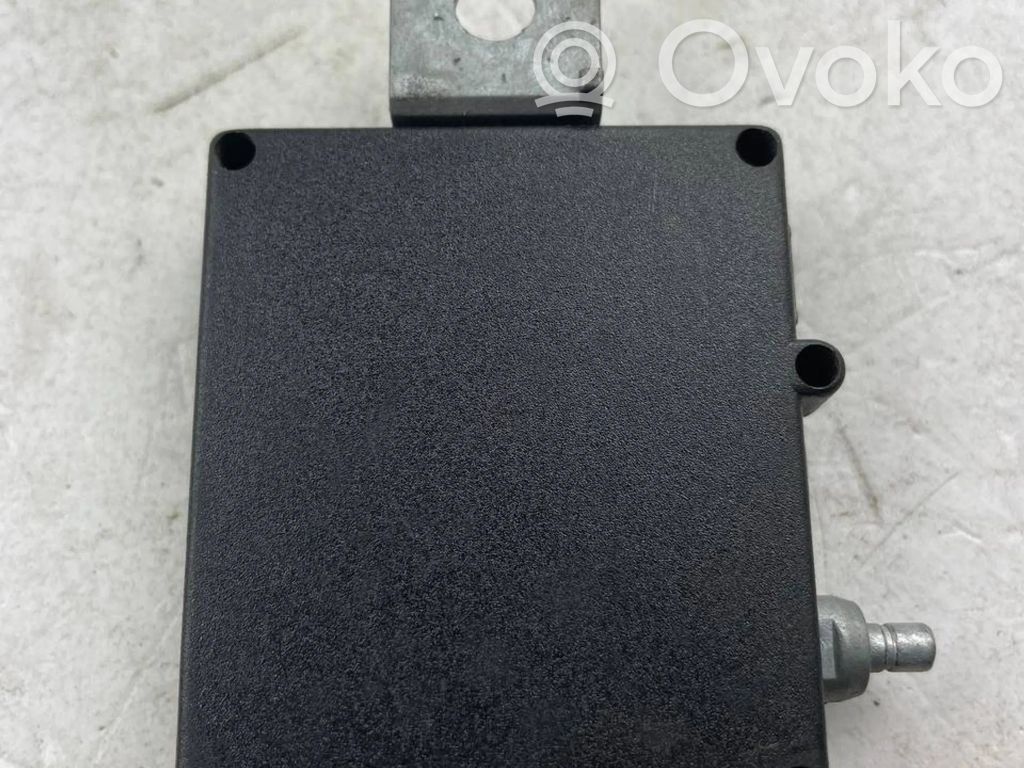BMW 3 E36 Antenos stiprintuvas 